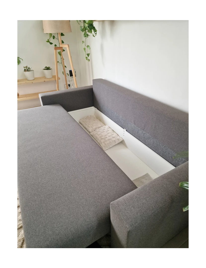 imagem de Skraut Home - Sofá-cama CLOUD, cinza claro, conversível em cama, baú. Máximo Relaxamento e Conforto - com Sistema Pull-out 225x92x92cm2