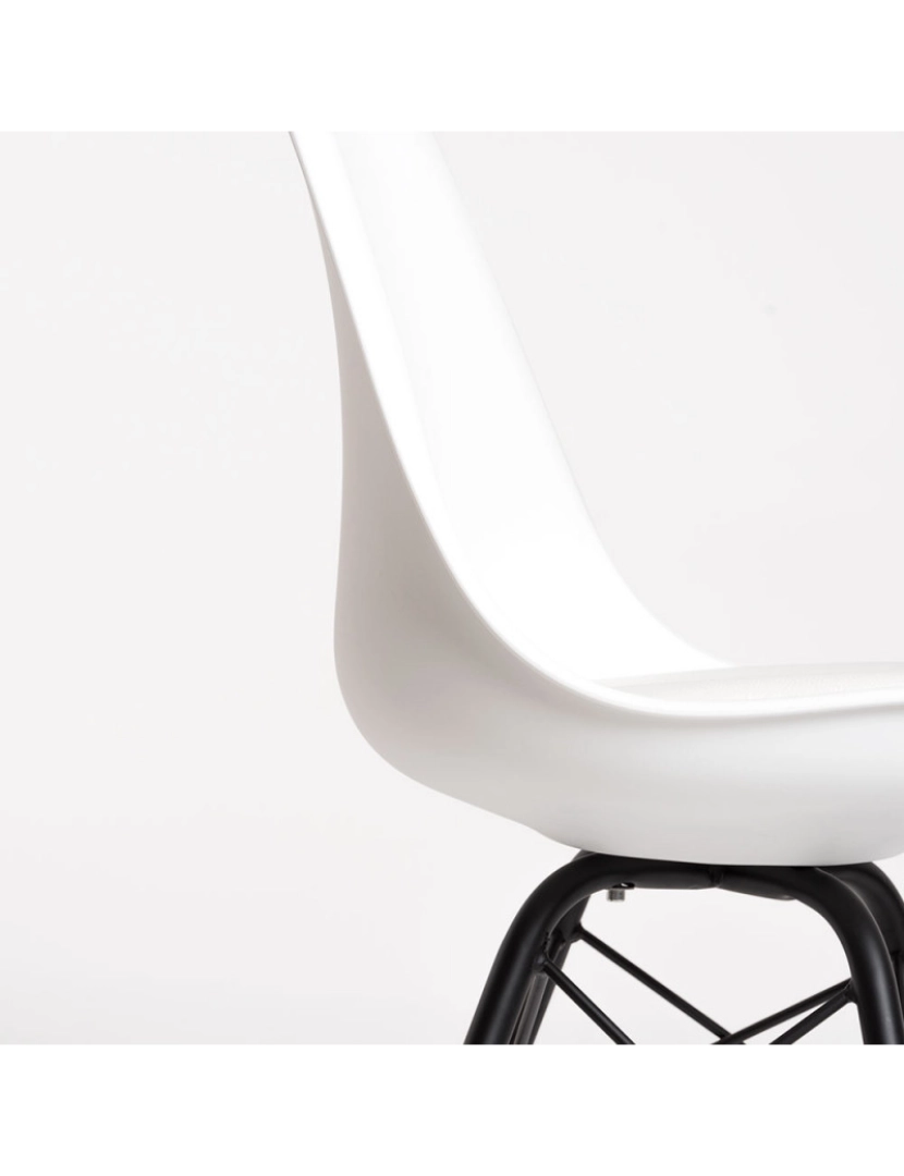 imagem de Cadeira Tilsen Metalizada - Branco5