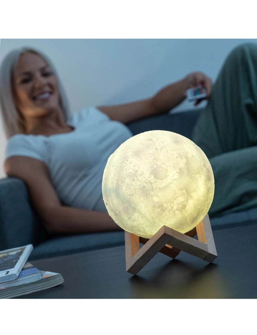 Innovagoods - Lâmpada LED Recarregável Lua Moondy 