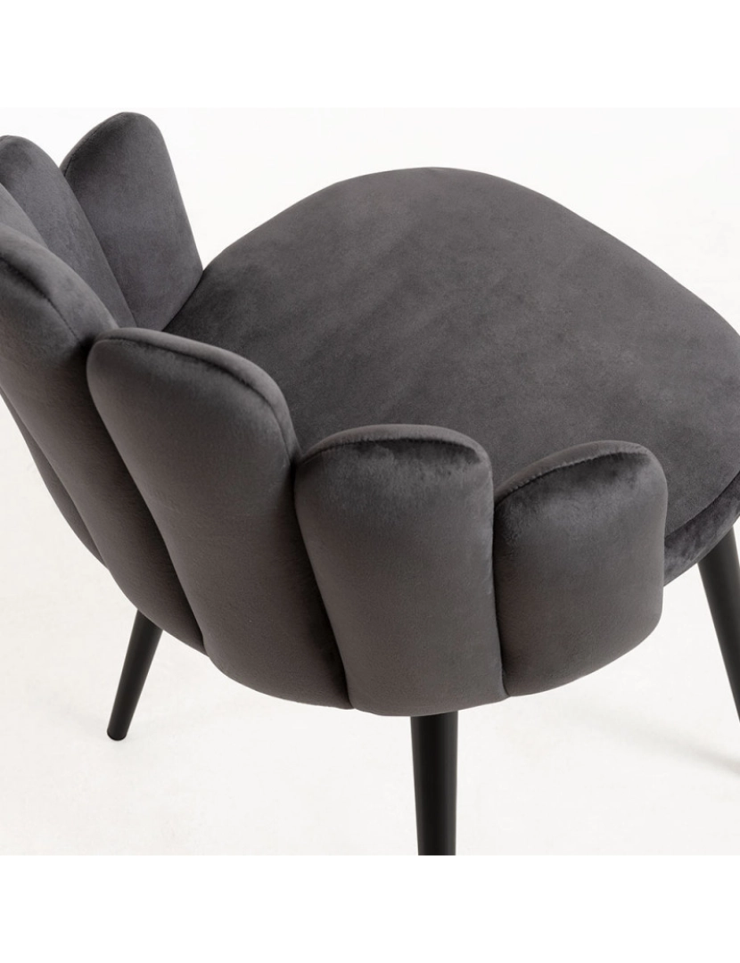 imagem de Pack 4 Cadeiras Hand Veludo Pernas Pretas - Cinza escuro4