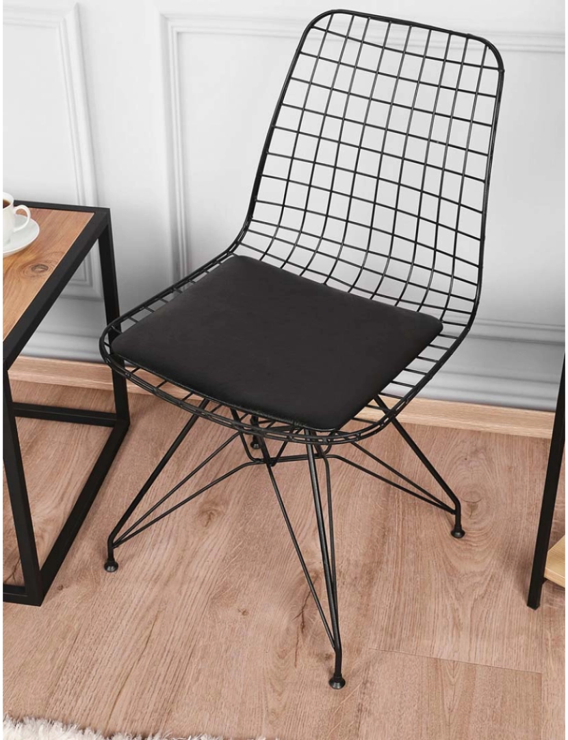 ASR - Cadeira preta