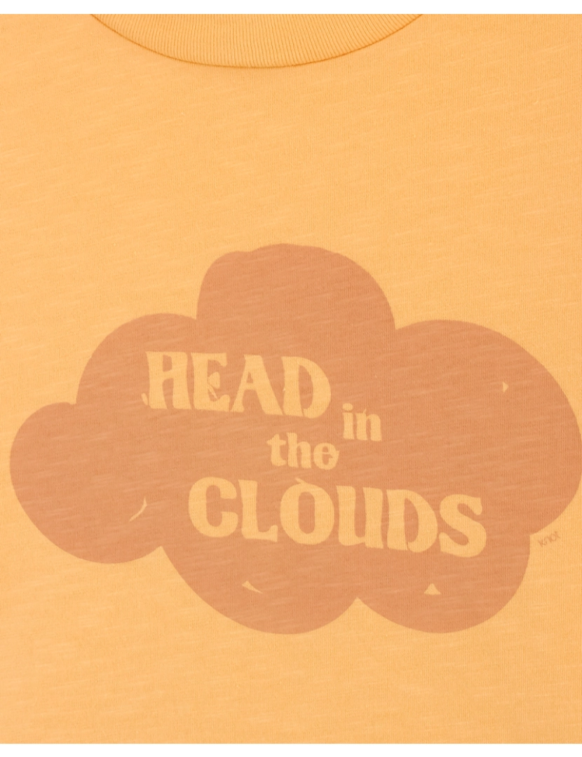 imagem de T-Shirt Head in the Clouds2