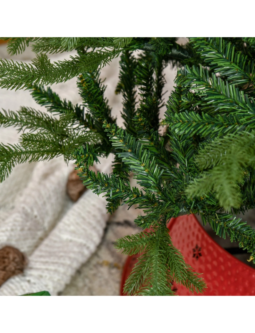 imagem grande de HOMCOM Árvore de Natal Artificial 180cm com 1443 Ramos Folhas de PVC Base Dobrável e Suporte Metálico Decoração de Natal para Interiores Verde9
