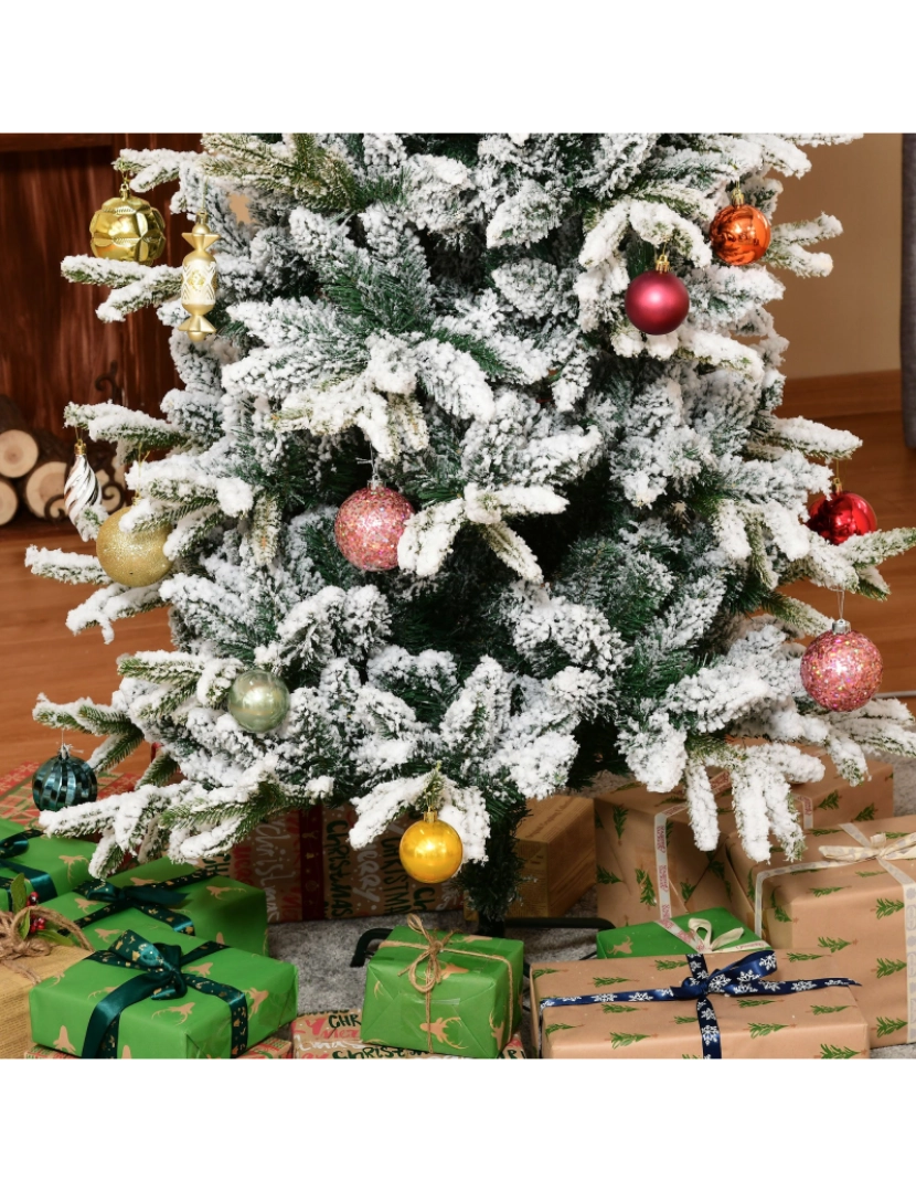 imagem de HOMCOM Árvore de Natal Ø105x210cm Neve Artificial com 784 Pontas de Ramos Ignífugos e Suporte de Aço Decoração de Natal para Interiores Verde e Branco9