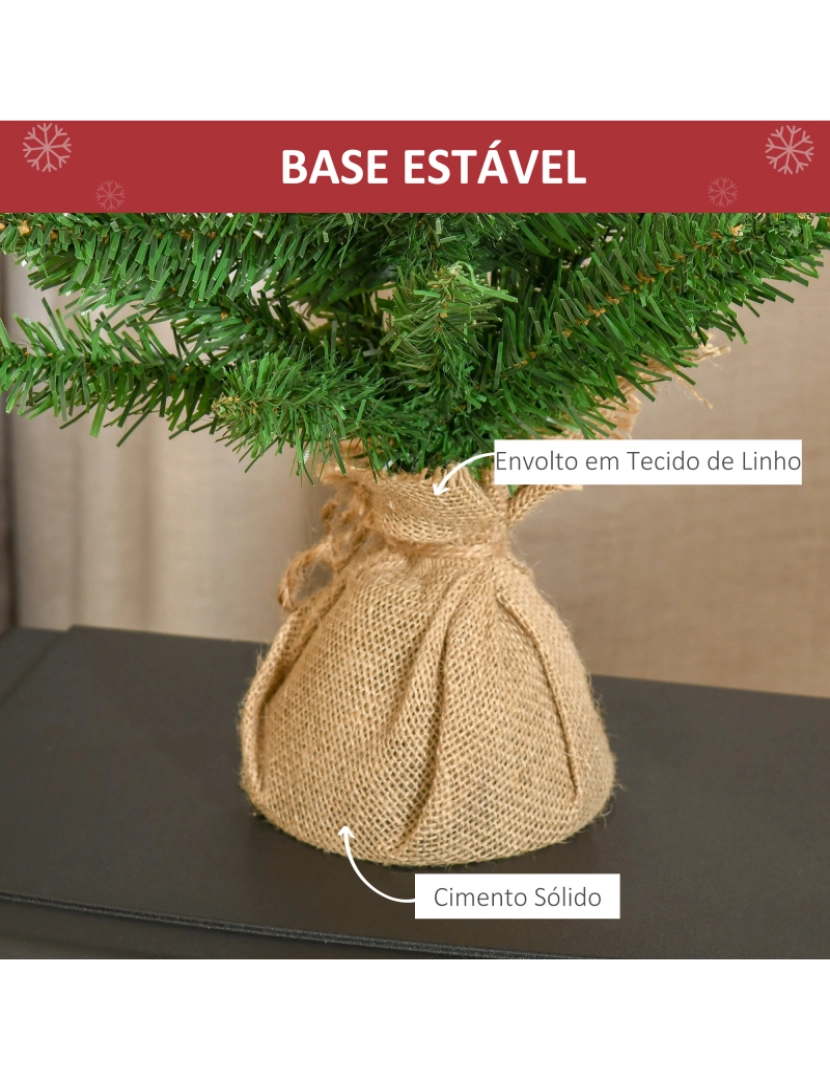 imagem de HOMCOM Árvore de Natal artificial pequena com 60 cm de altura com 70 filiais Base de tecido Mini árvore de Natal realista para interiores Verde6