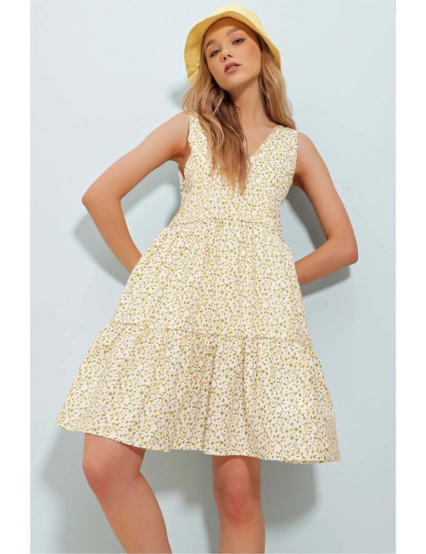 foto 1 de Vestido Amarelo
