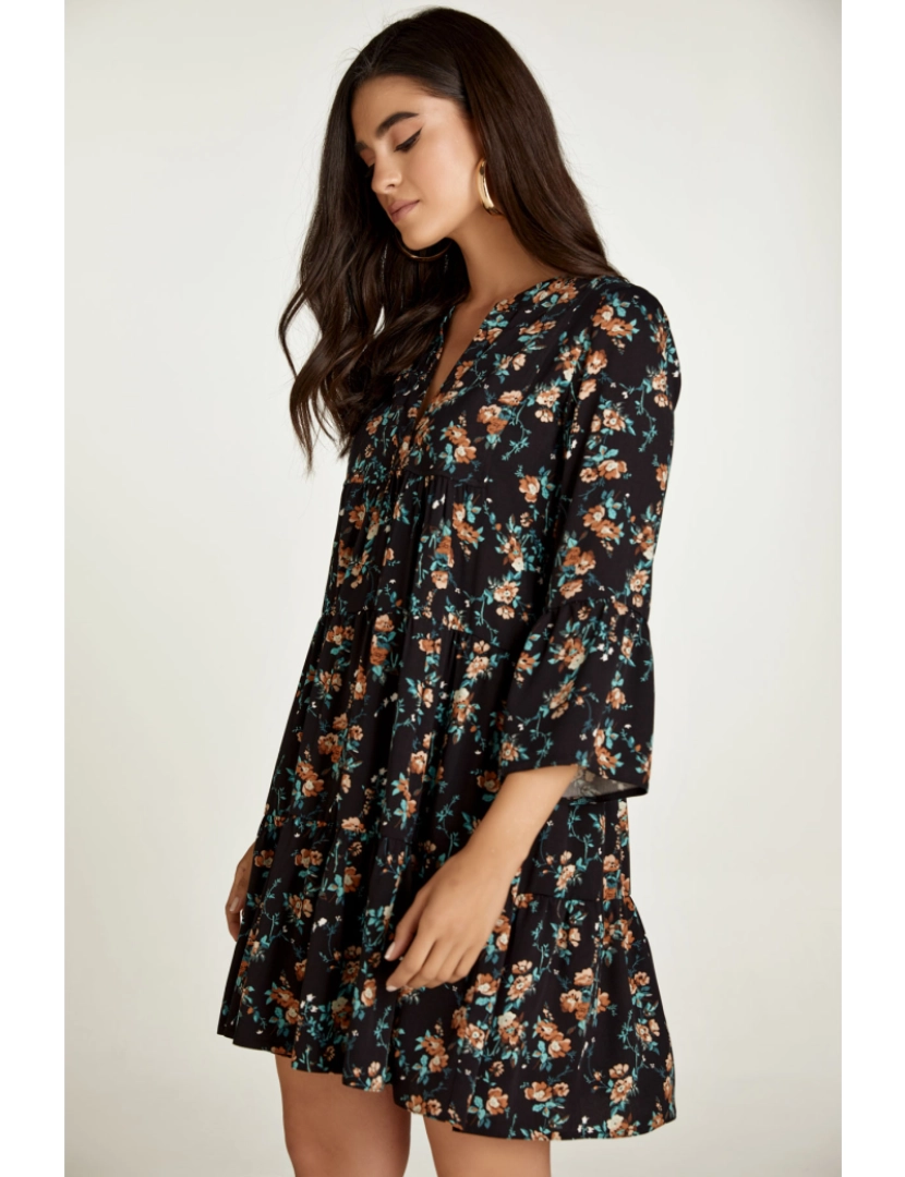 imagem de Preto Floral uma linha vestido com mangas de sino5