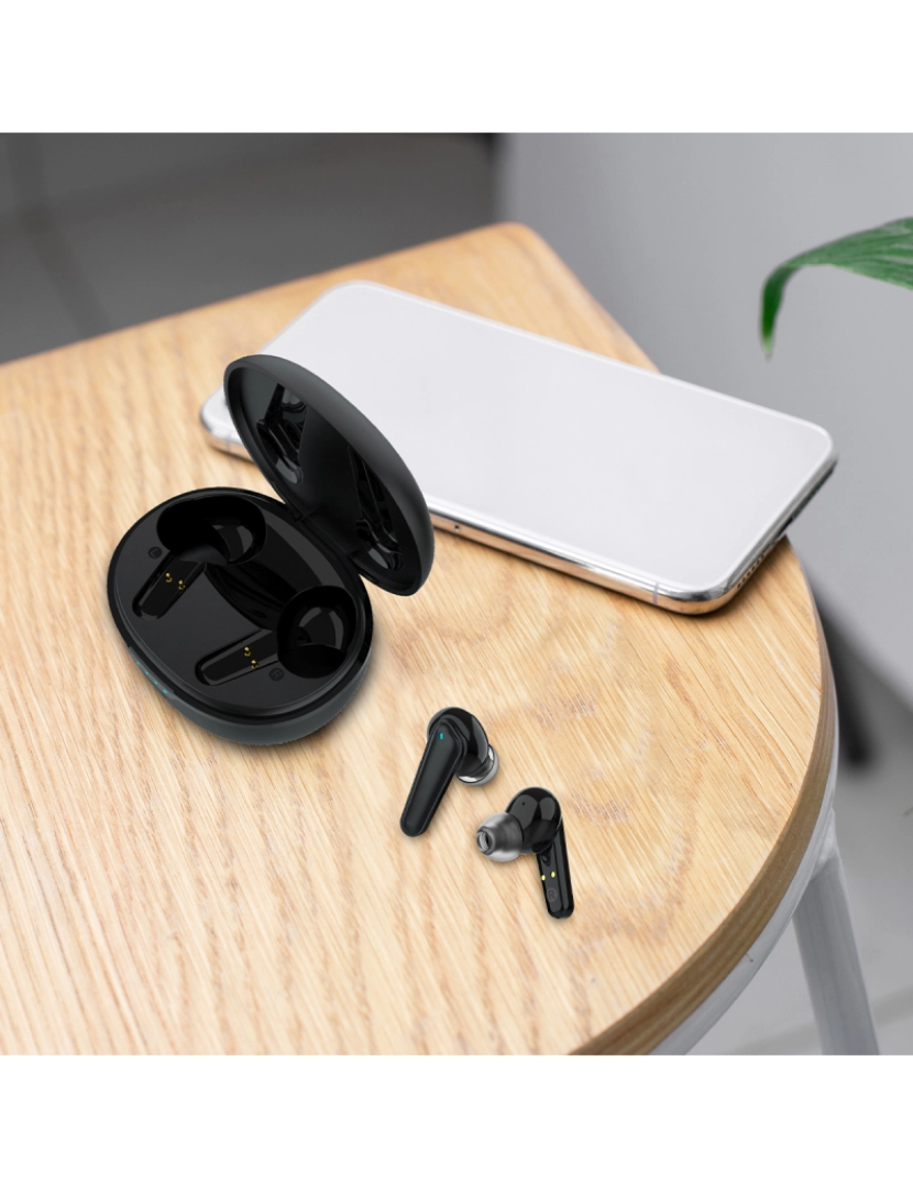 imagem de Auriculares Bluetooth PRIXTON Earbuds TWS158 ANC + ENC - Preto4