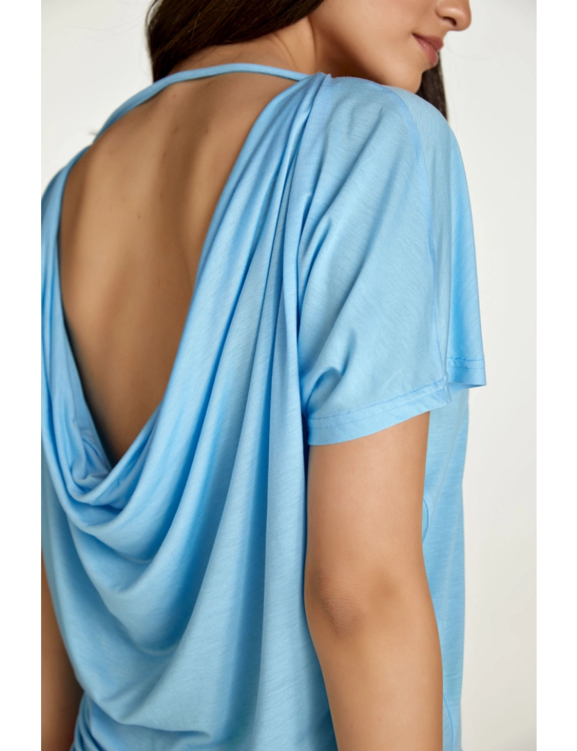 imagem de Sky Blue Drape Back Top5