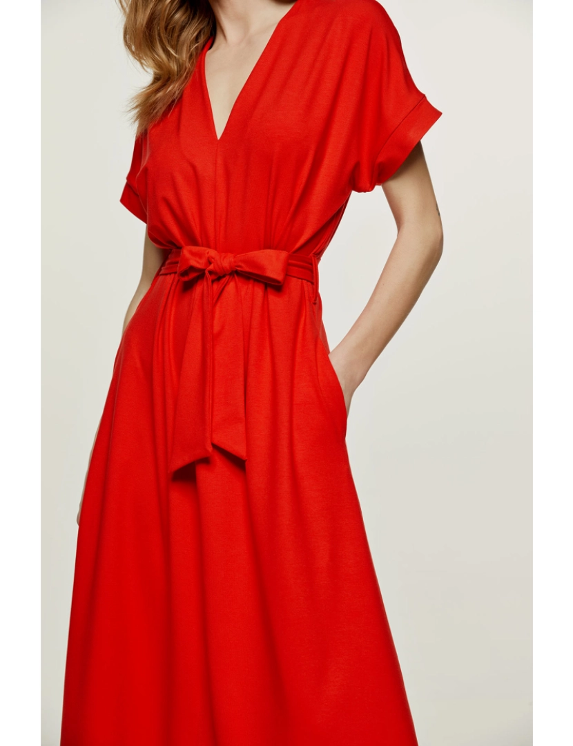 imagem de Vermelho Jersey Belted Midi vestido6