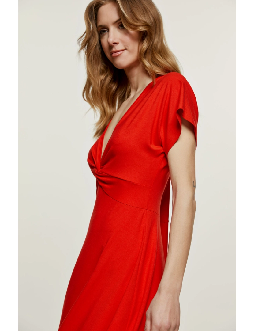 imagem de Red Knot Detalhe Vestido Midi4