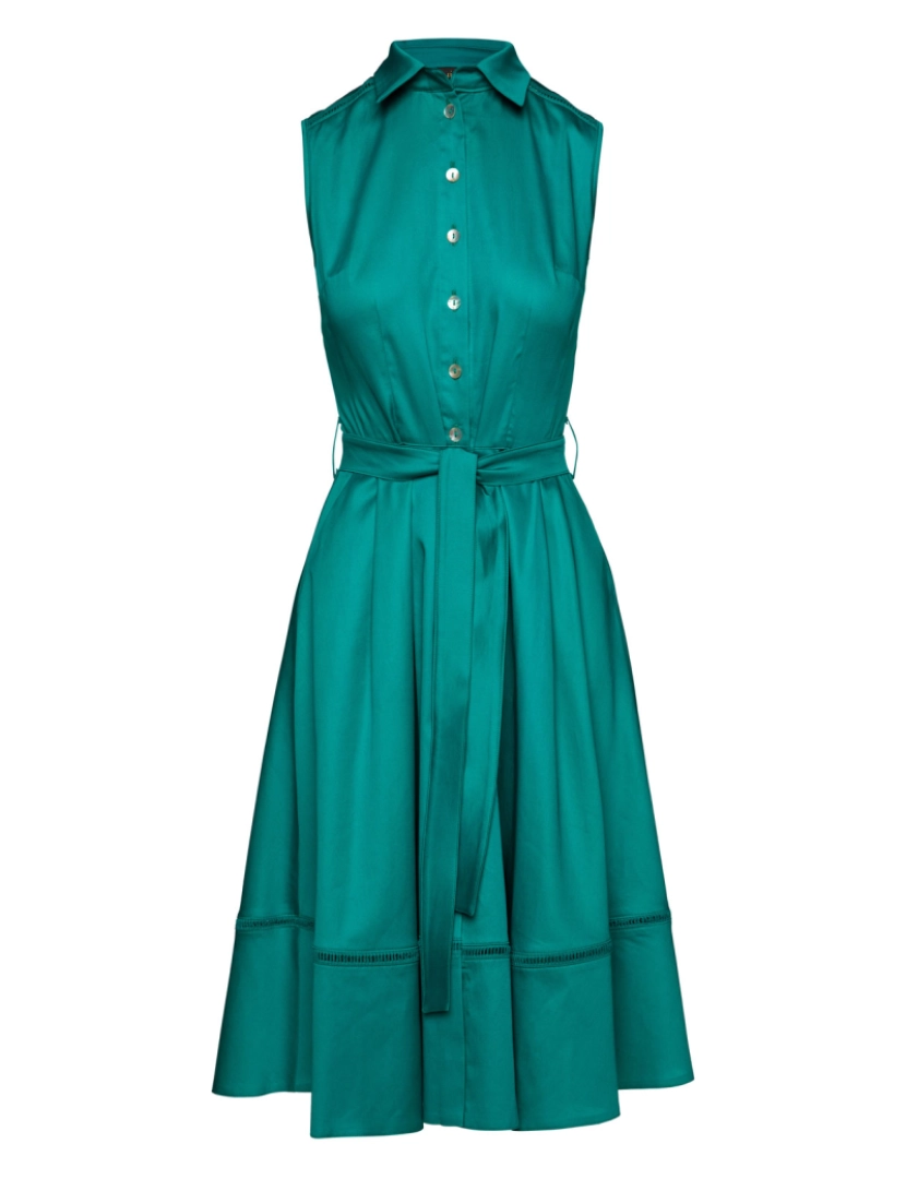 Conquista - Pinho verde vestido com trança Detalhe
