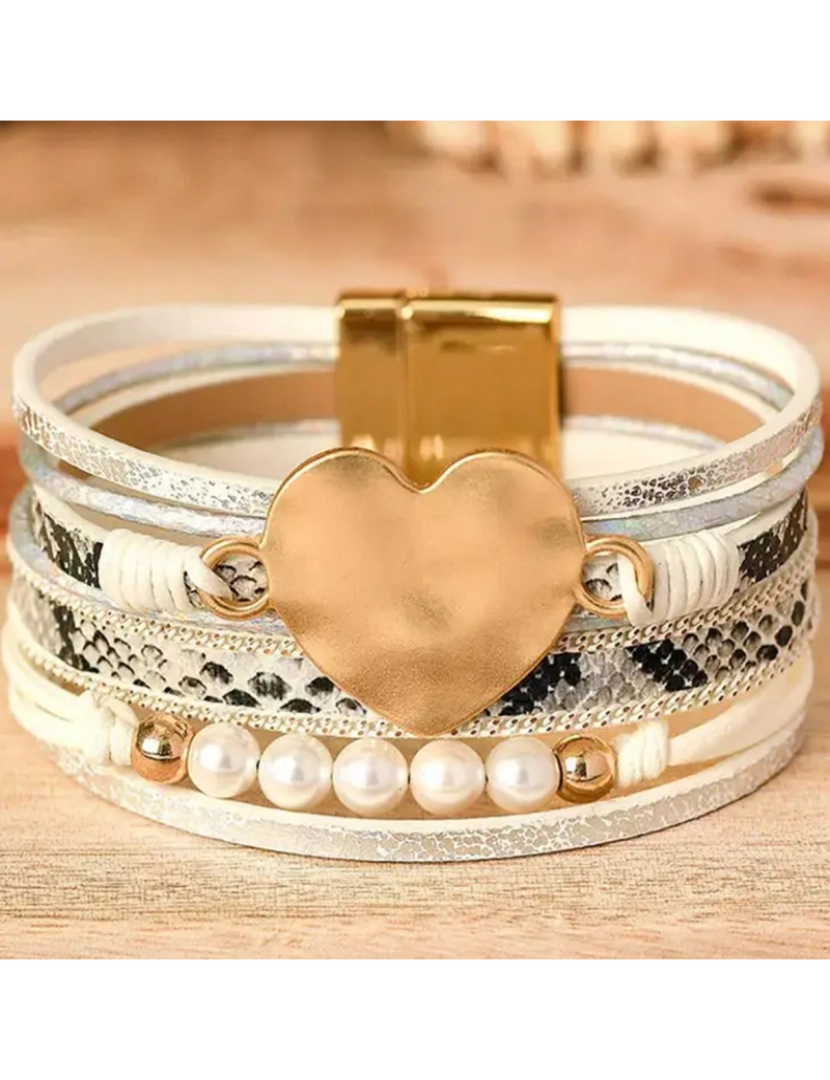 imagem de Blushing Owl Co Pulseira Magnética Heart Branca  12212