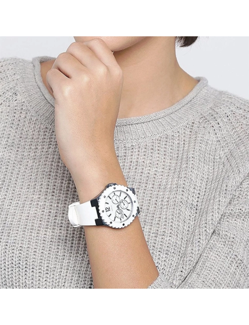 imagem de Guess W0149l6 Reloj Analógico Para Mujer Colección Guess Watches Caja De Acero Inoxidable Esfera Color Plateado3