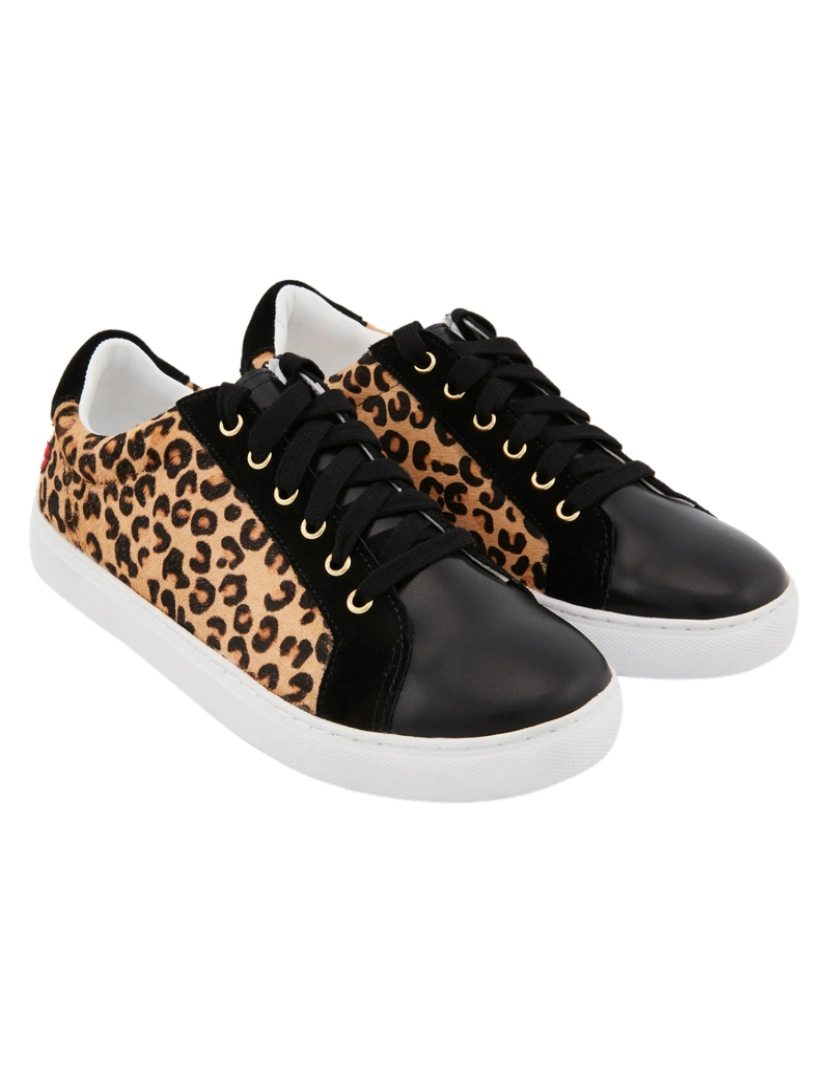 imagem de Simone-Leopardo/Preto3