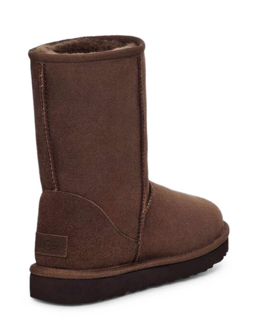 imagem de Ugg - Classic-Short-Ii_1016223 Brown3