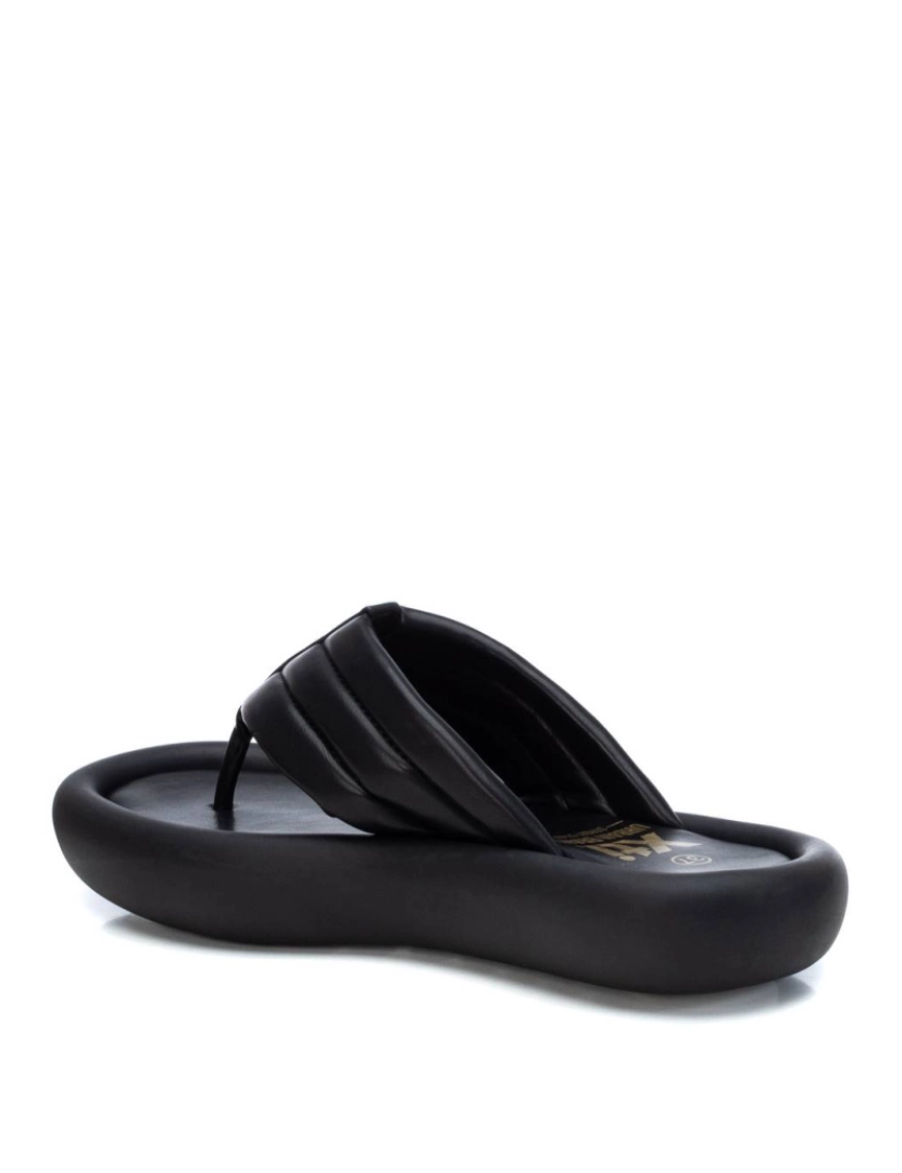 imagem de Chinelo Casual Preto Xti 21144875P4