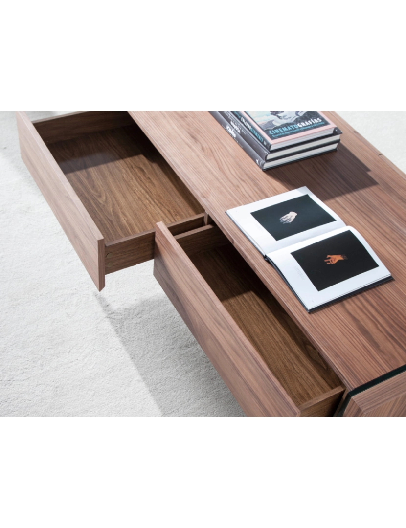 imagem de Mesa de café em madeira folheada de nogueira 2050 Angel Cerda8