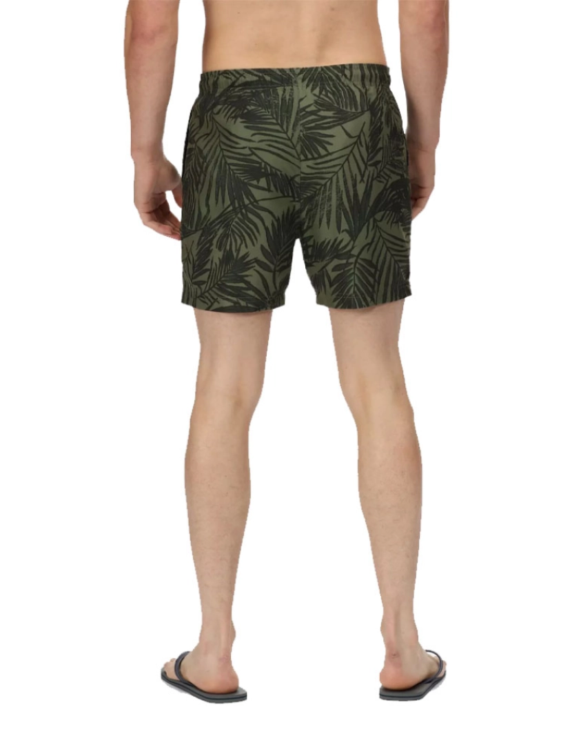 imagem de Regatta Mens Loras Leaf impressão Swim Shorts2