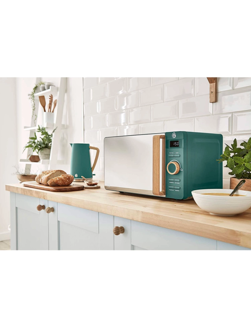 imagem de Chaleira de Pequeno Almoço Swan Nordic Set 1,7L 2200W, Ranhura larga da Panela Torradeira 2 fatias, Microondas 20L digital, design moderno, efeito madeira, verde SWAN STRP1060GRENEU, Verde5