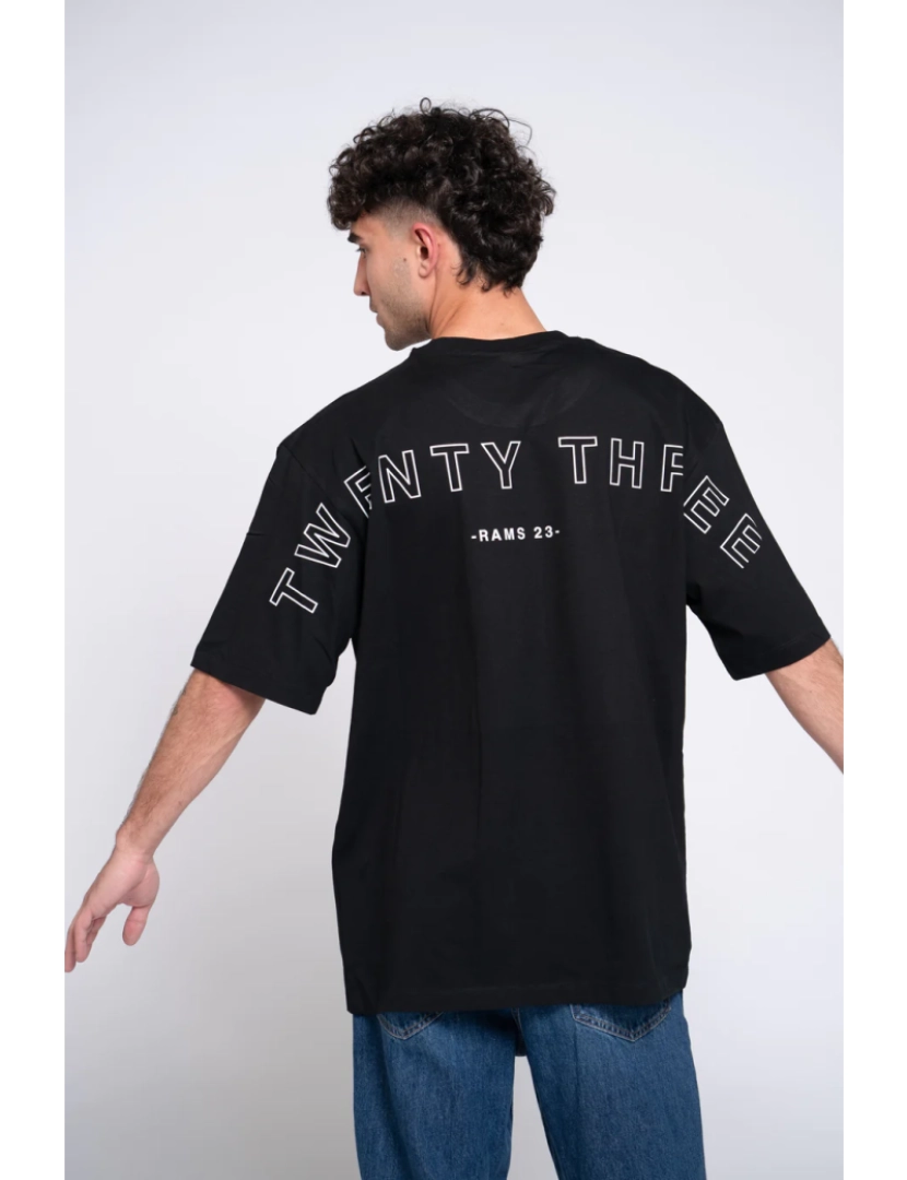 imagem de Camiseta Oversize Twenty Three Black Mangas1