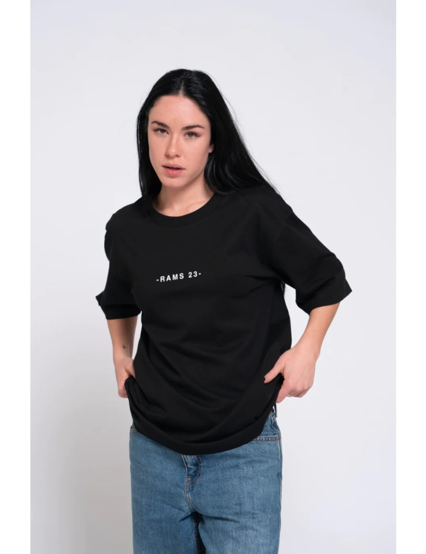 imagem de Camiseta Oversize Twenty Three Black Mangas1