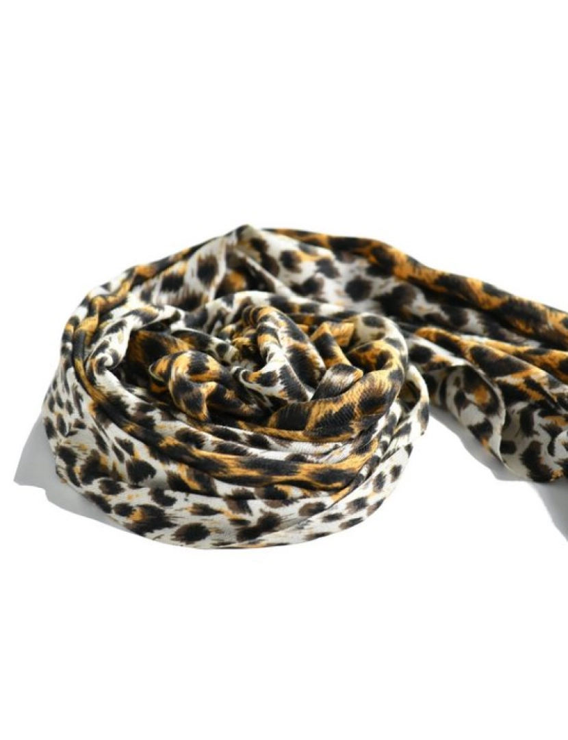 imagem de Lenço Lã e Seda Senhora, leopardo print3