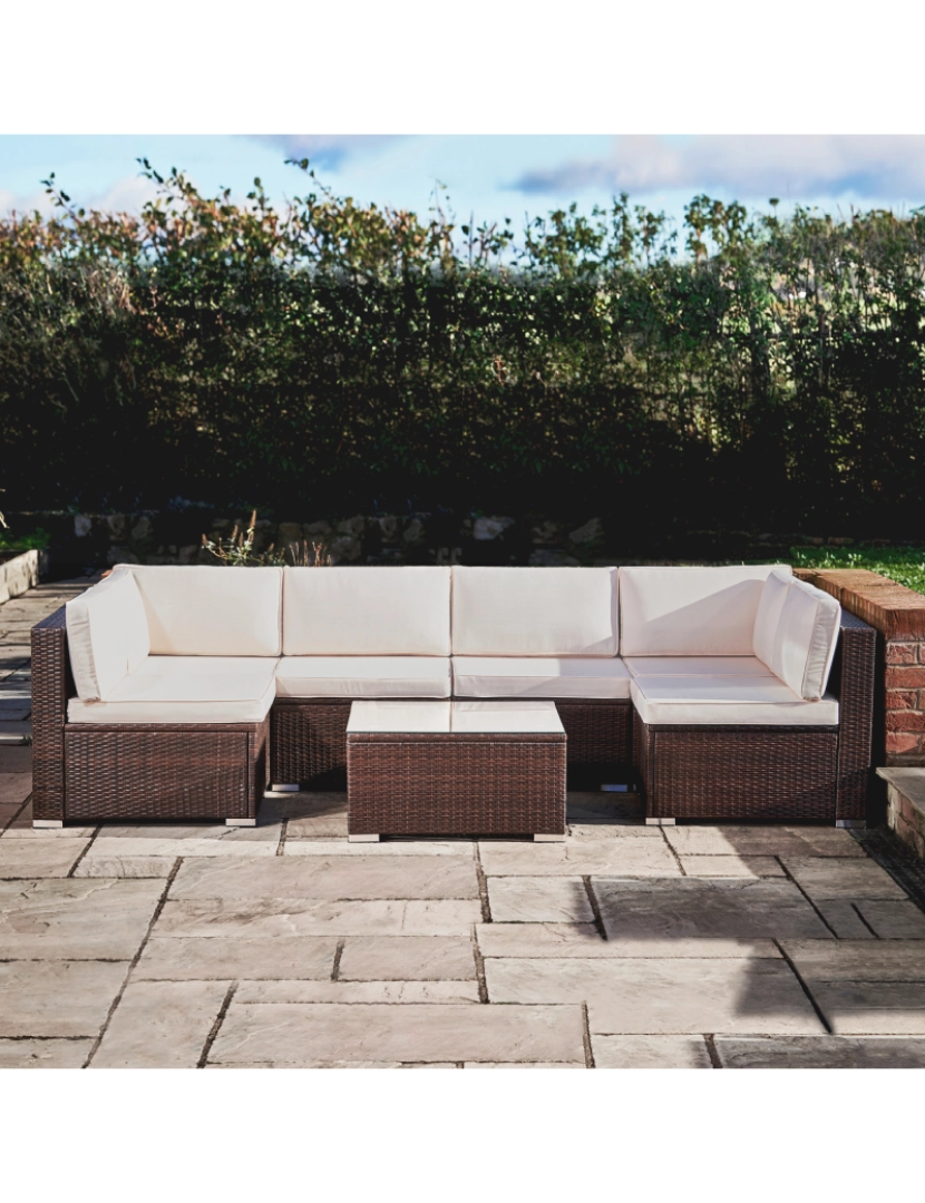 imagem de Teamson Home 7 Piece Woven Rattan Patio Sectional com almofadas e mesa de café2