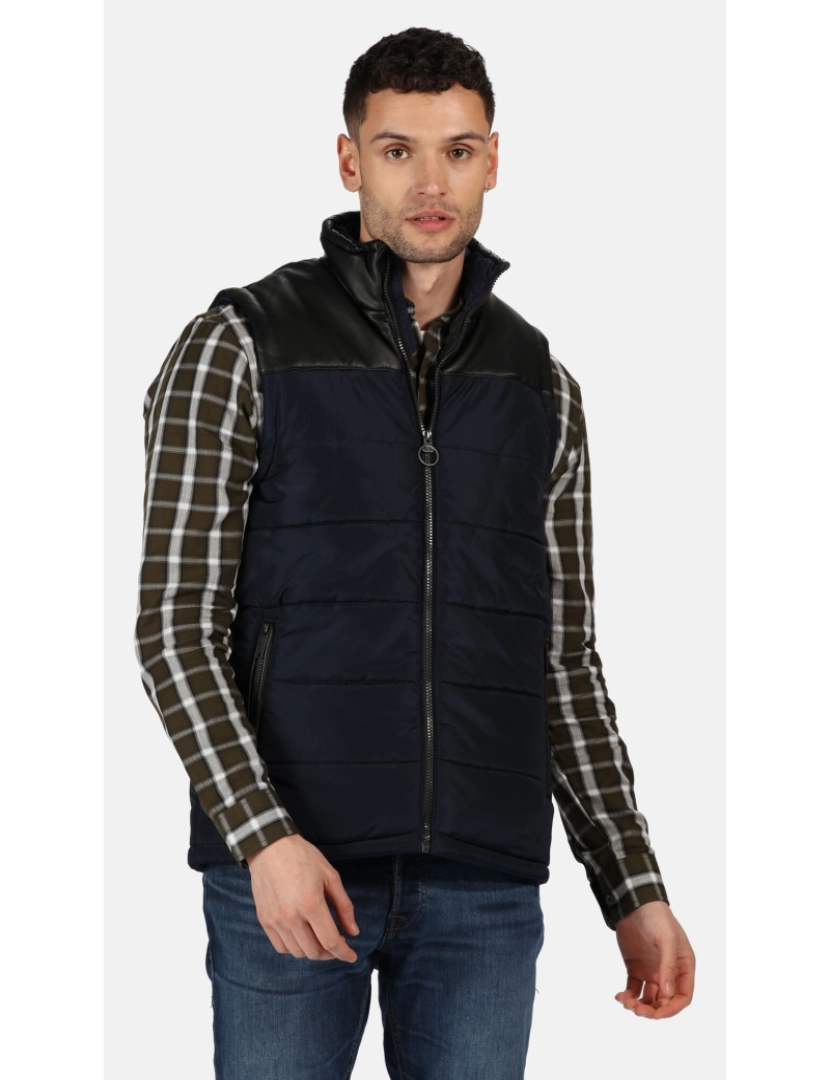 imagem de Regatta Mens Hamill Quilted Body Warmer isolado5