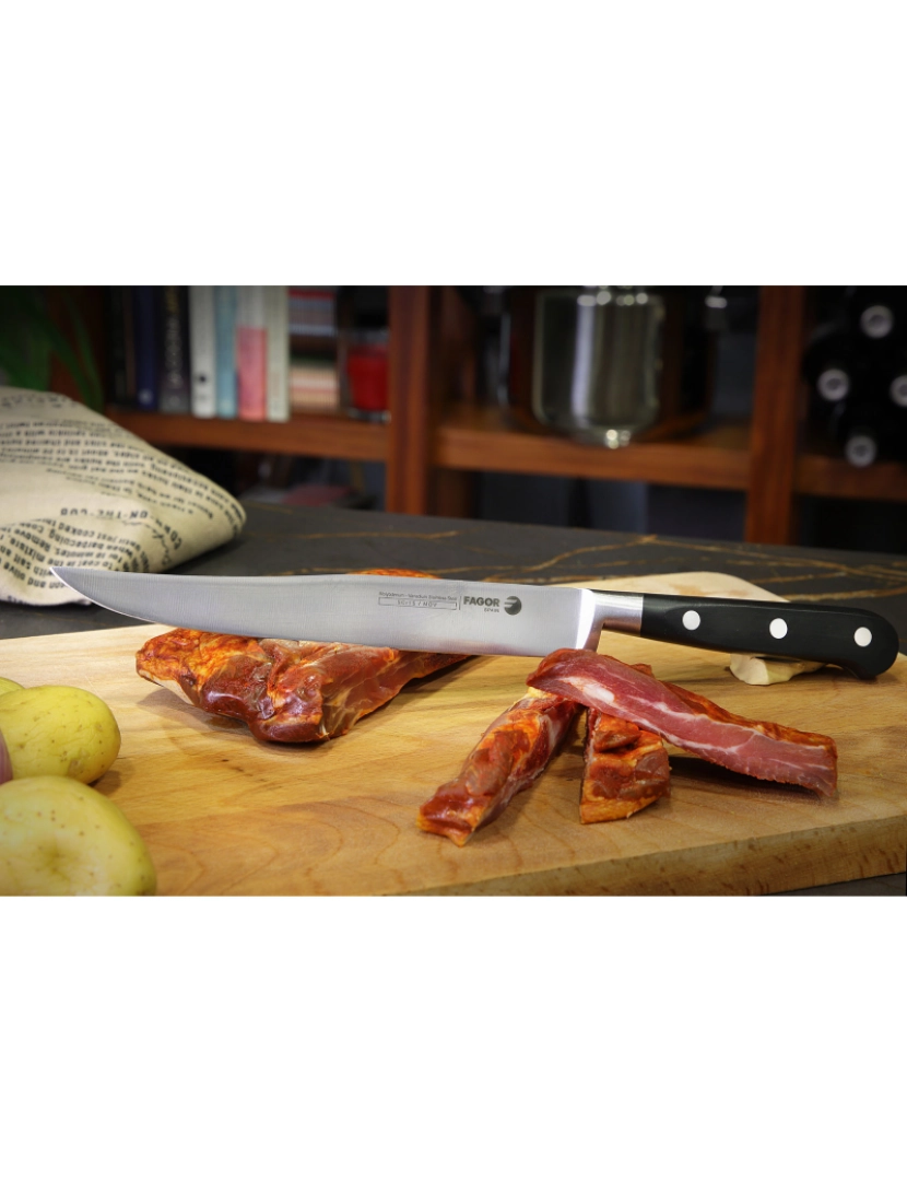 imagem de Conjunto de 7 Facas de Cozinha Profissionais, Aço Inoxidável, Faca de Cozinheiro Santoku FAGOR Couper, Inox5