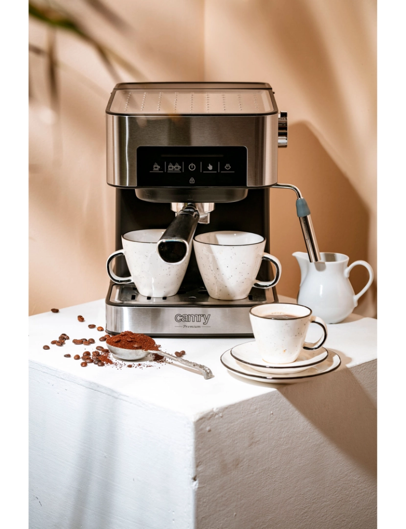imagem de Máquina de Café Expresso Automática 15 Bars, Tanque de 1,6 L,Bocal para Leite Camry CR 4410 Prata3