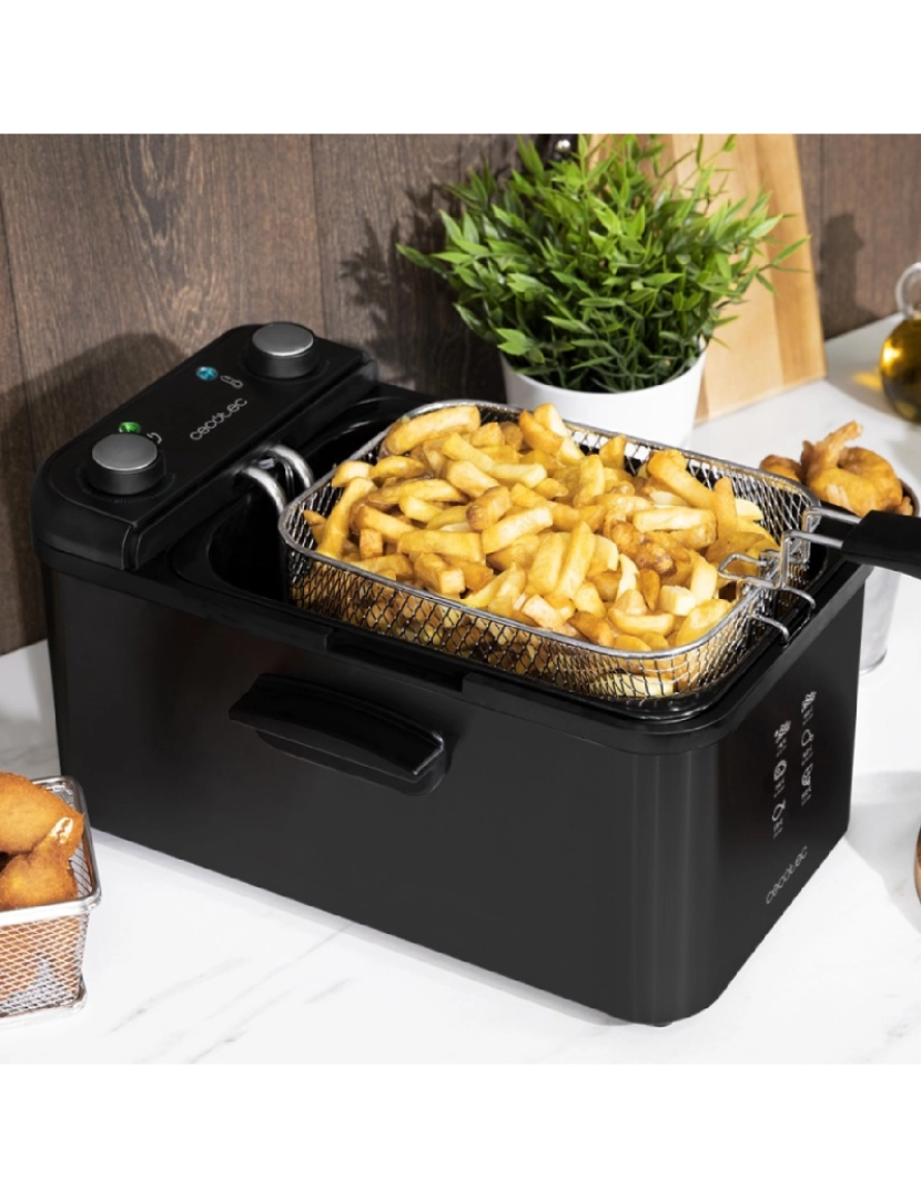 imagem de Fritadeira com óleo CleanFry Infinity 3000 Black Cecotec2