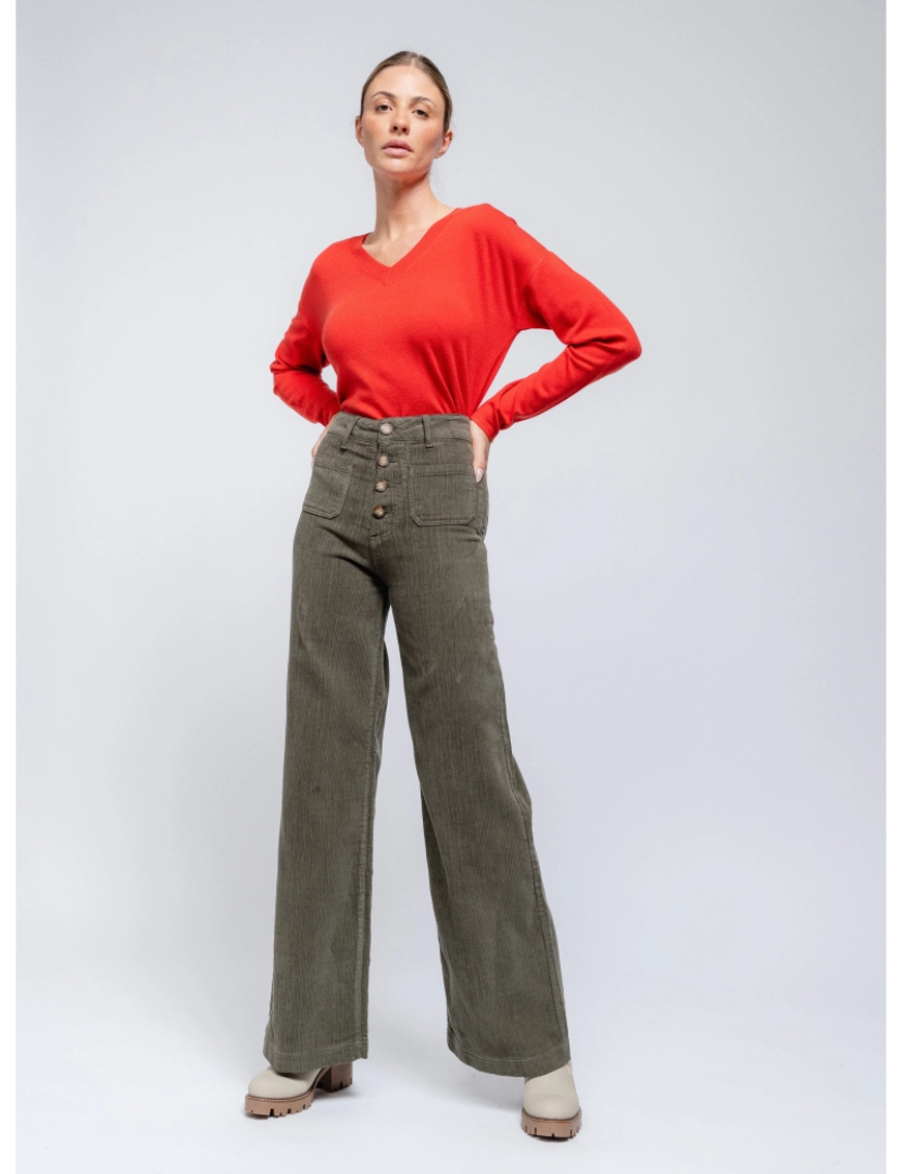SMF - Calças tipo pantalona em sarja com botões Senhora Caqui