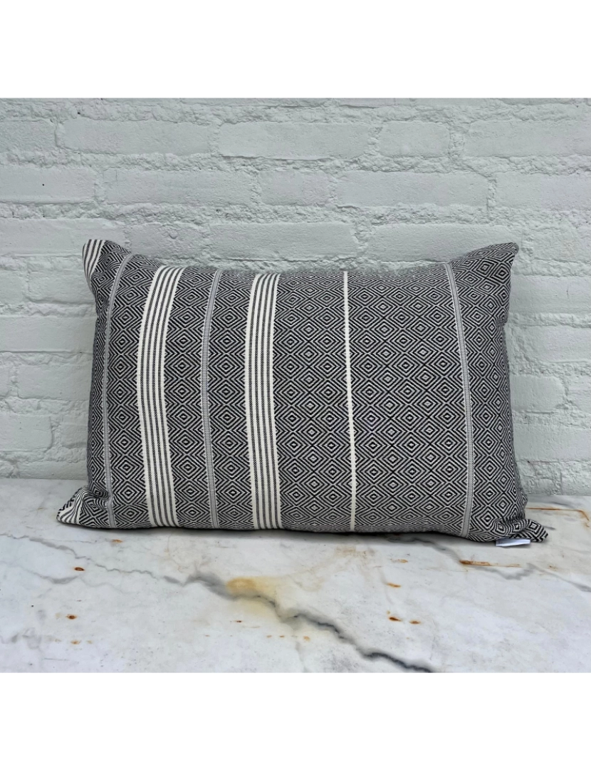imagem de Beachie Blanes preto cinza claro 60 x 40 cm2