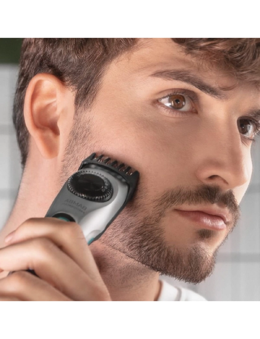 imagem de Máquina de cortar barba e cabelo PrecisionCare All Drive Pro Cecotec3