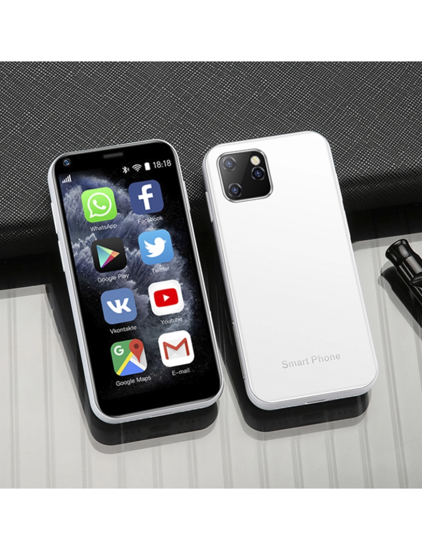 imagem de DAM Smartphone  Mini XS11 3G, Android, 1 GB de RAM + 8 GB. Tela de 2,5''. Cartão SIM duplo. 4,3x0,9x8,5 cm. Cor branca4