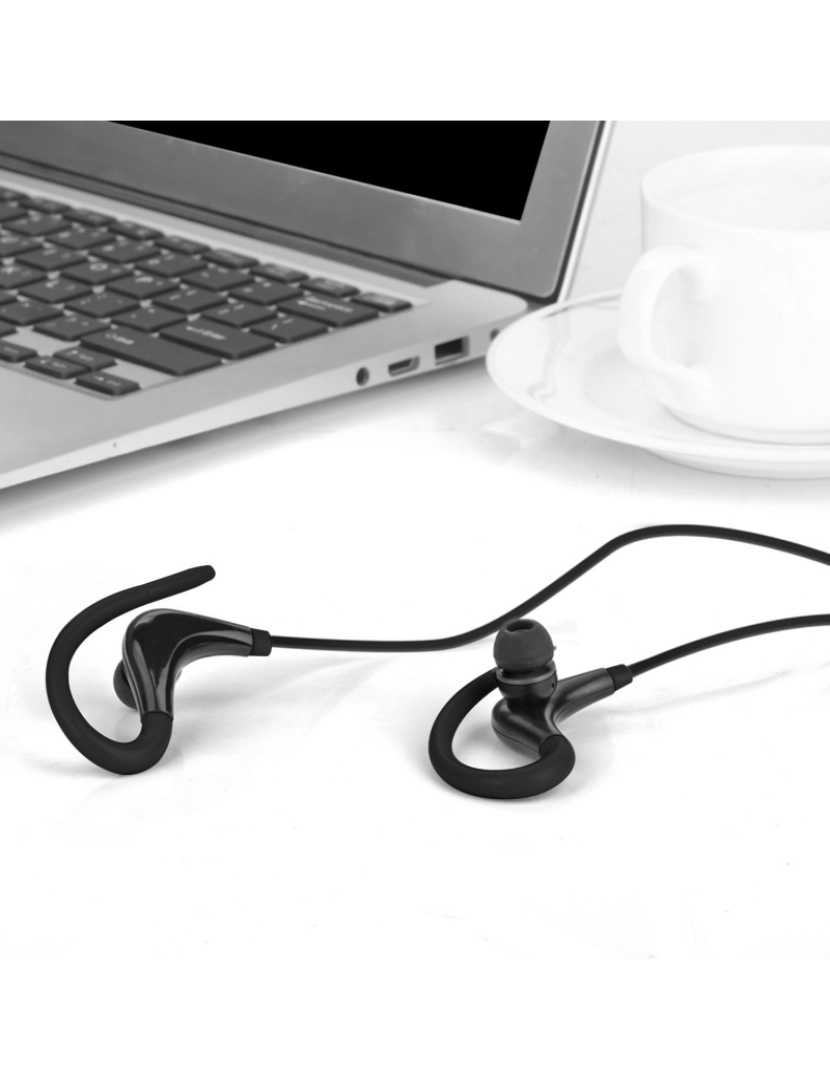 imagem de DAM Fones de ouvido esportivos  Blueooth 4.1 com viva-voz e controle remoto. 3,5x2,5x5,5cm. Cor preta3