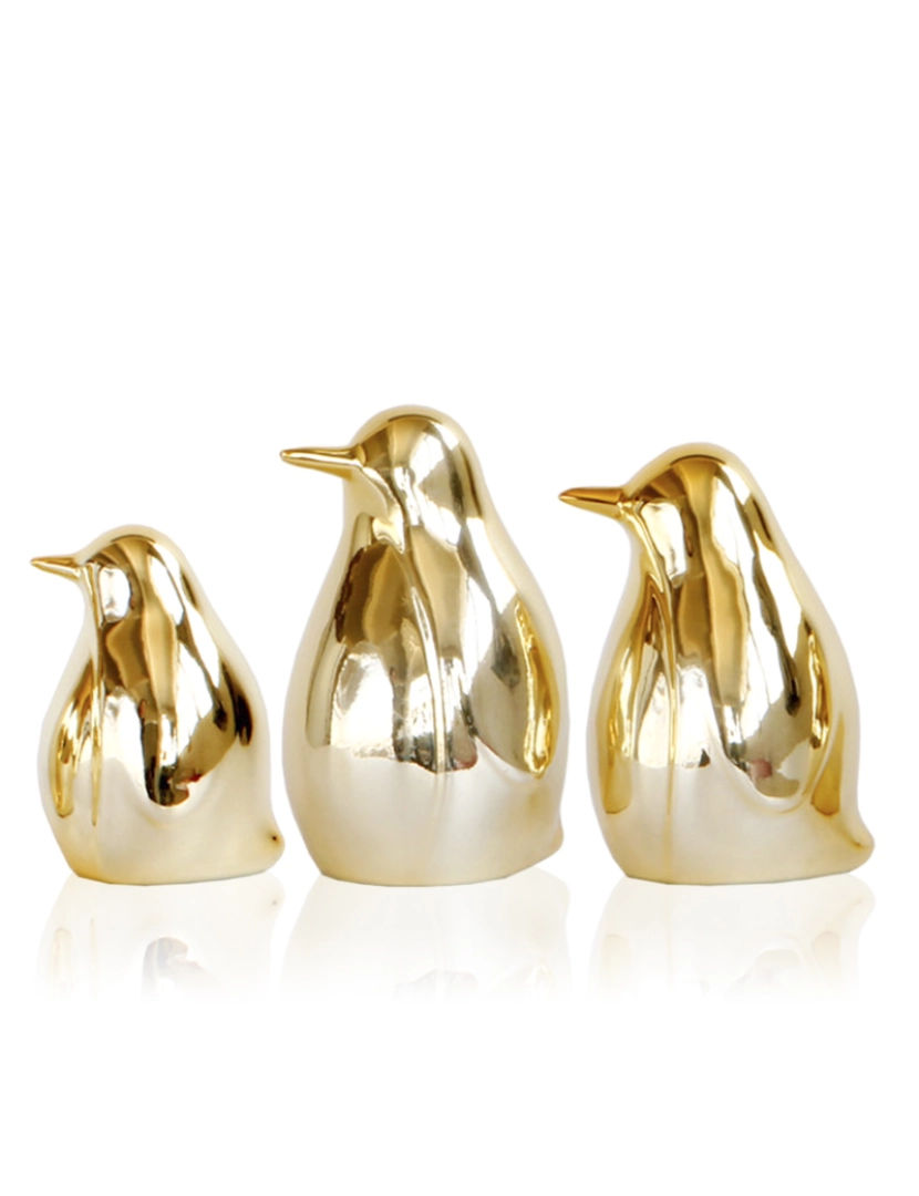 DAM - DAM  Conjunto de 3 Peças Figuras Decorativas Pinguins em Porcelana Dourada 10x13x11 Cm. Cor: Ouro