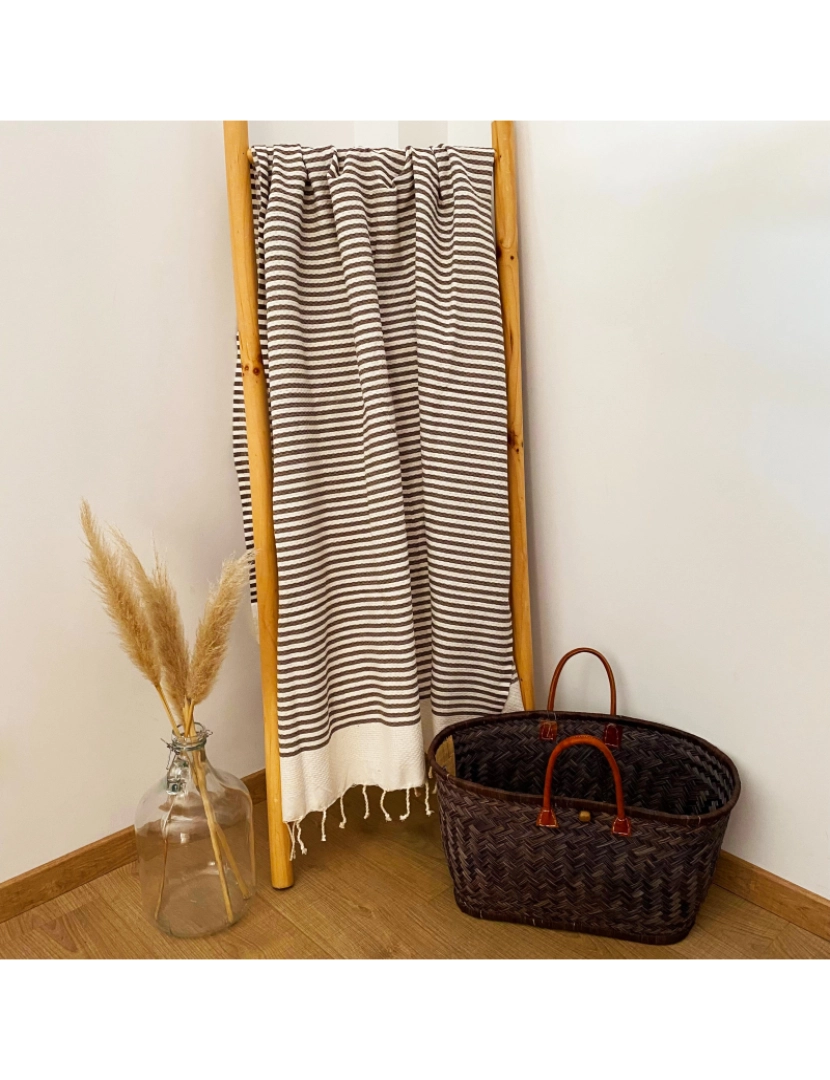 imagem de Yadara tradicional Fouta Taupe 100x200 190g/m²2