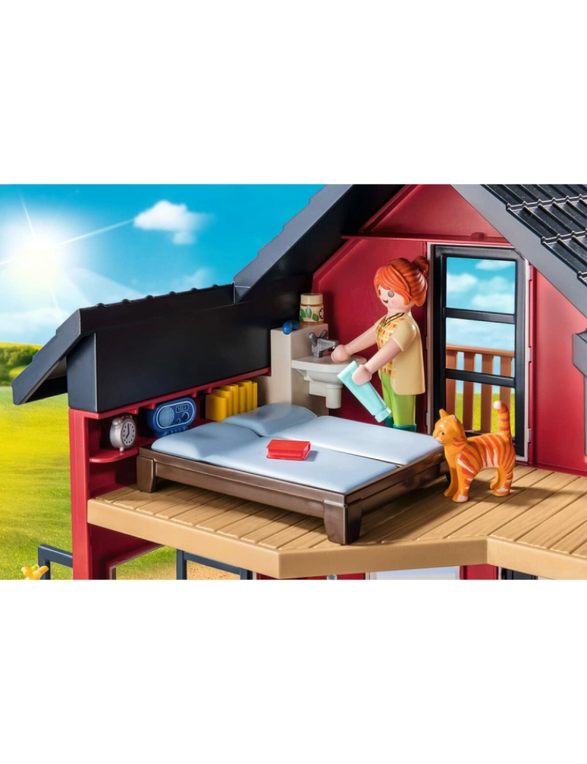 imagem de Playset Playmobil 71248 Country Furnished House with Barrow and Cow 137 Peças4