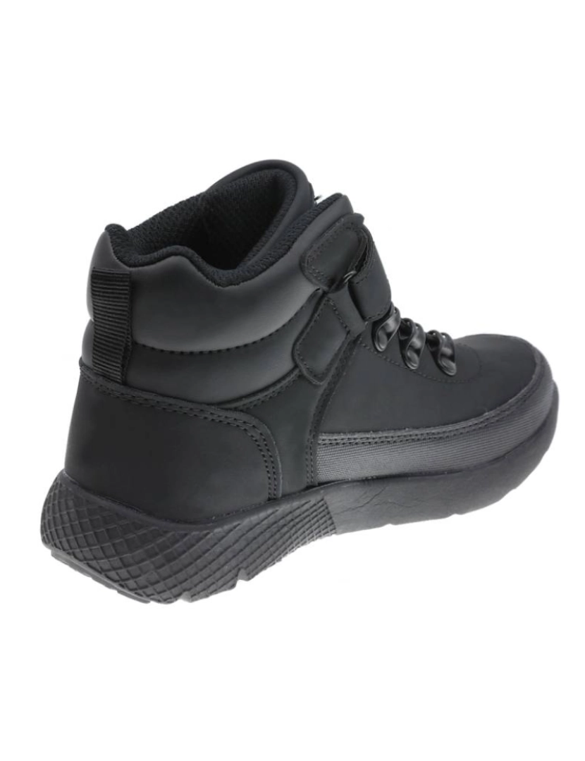 imagem de BOTA CASUAL PRETO BEPPI (29) 21960503