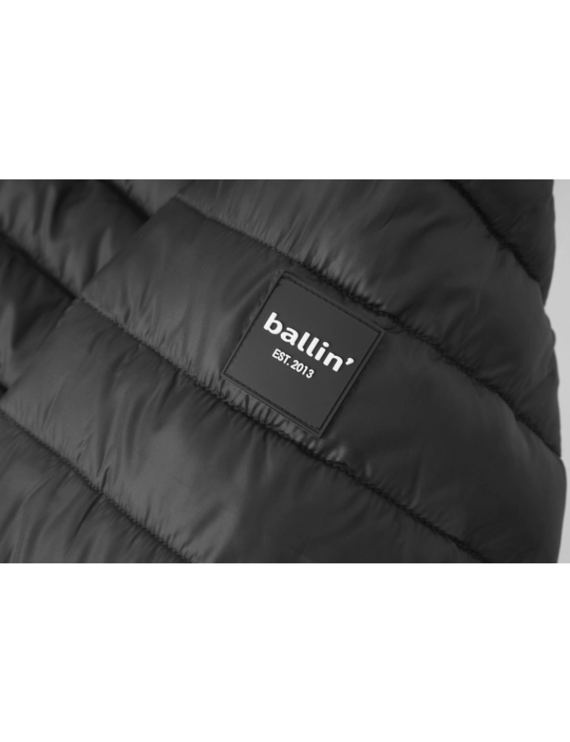 imagem de Ballin Est. 2013 Puffer Jacket Ralph Negro3