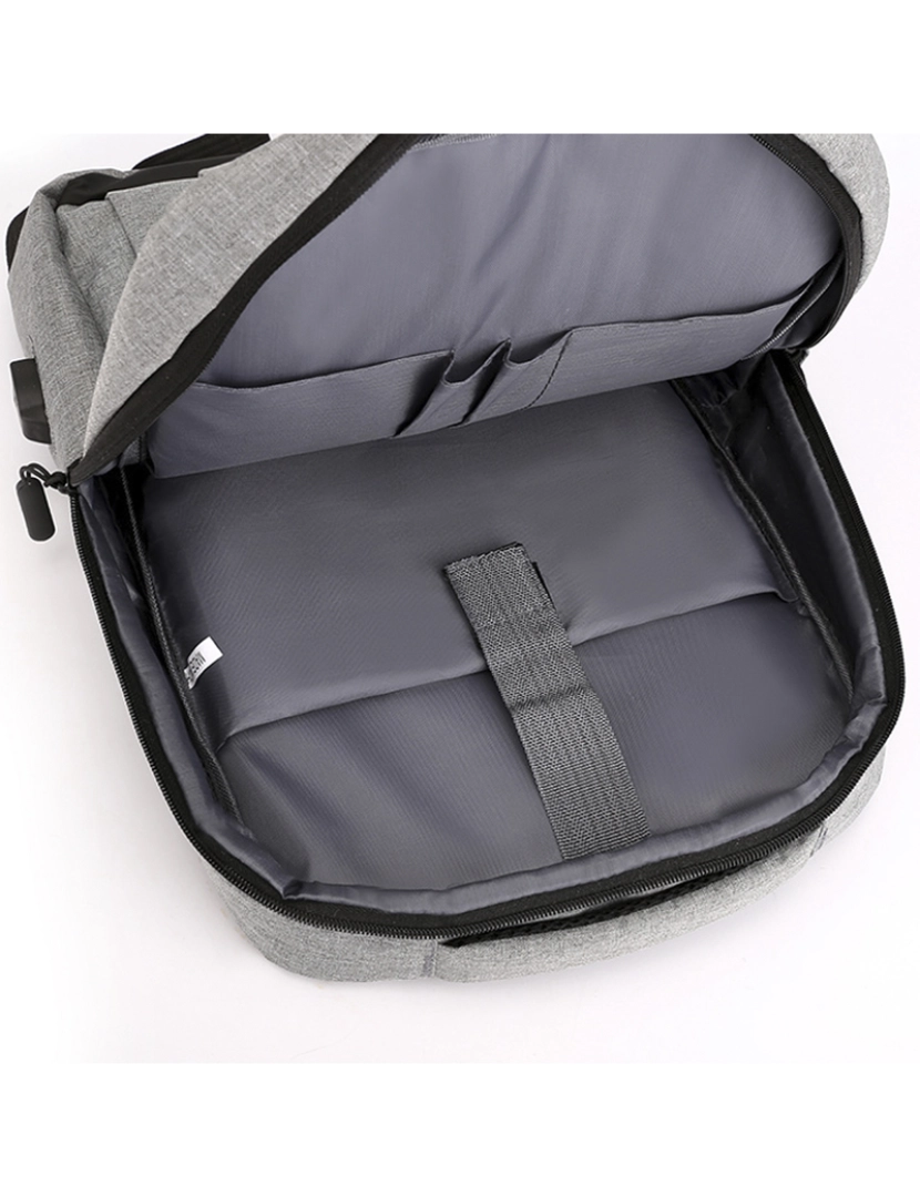 imagem de DAM Mochila para laptop com interface de carregamento USB. 28x11x40 cm. Cor preta6