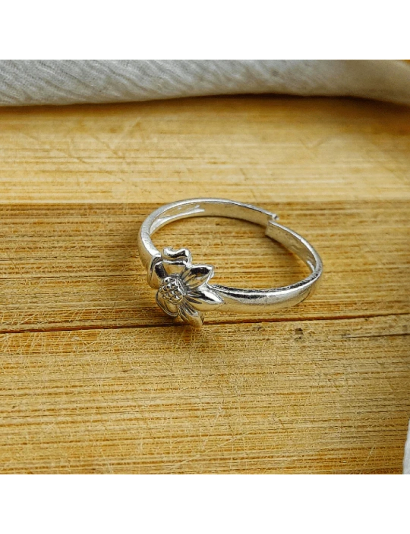 imagem de Dainty prata simples empilhamento girassol ajustável Daisy Ring2