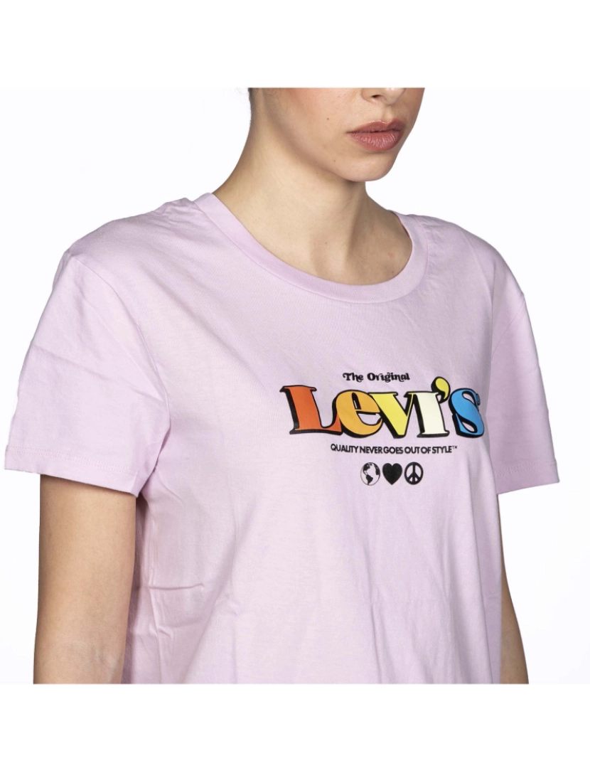 imagem de T-Shirt Levi's The Perfect Tee Mv Innovation Srt Rosa4