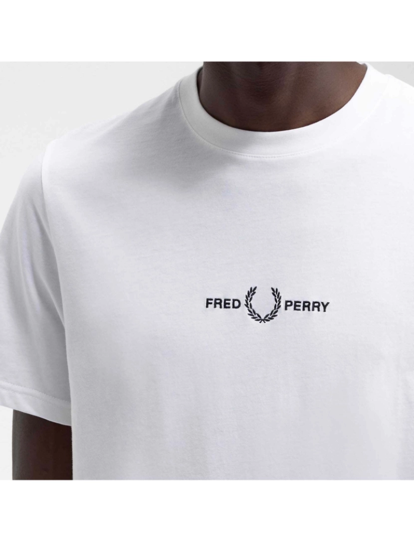 imagem de T-Shirt Bordada Fredperry Fp4