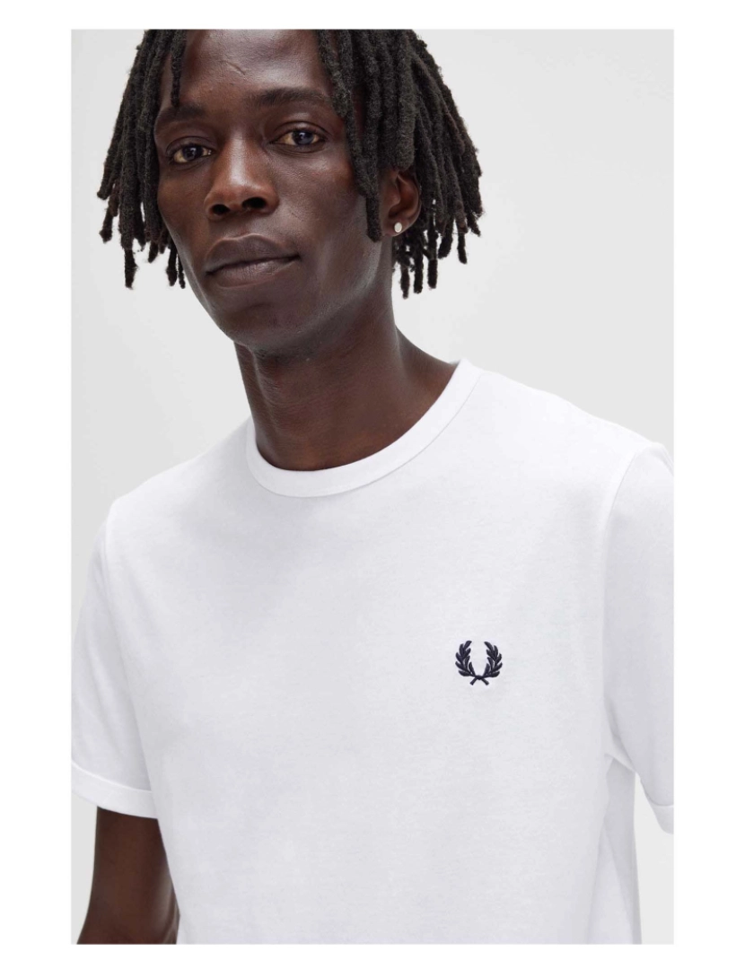 imagem de Camiseta Fred Perry Ringer Branca5