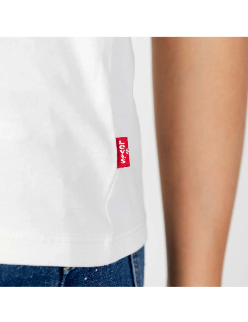 imagem de Levis A T-Shirt Perfeita4