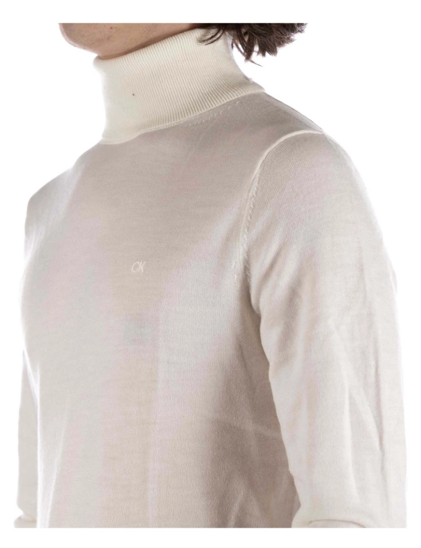 imagem de Camisola Calvin Klein Superior Wool Tartaruga Creme4