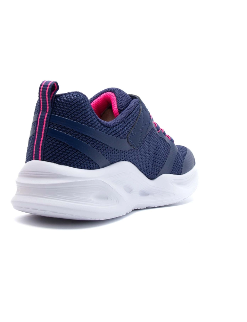 imagem de Tênis Skechers Sola Glow4